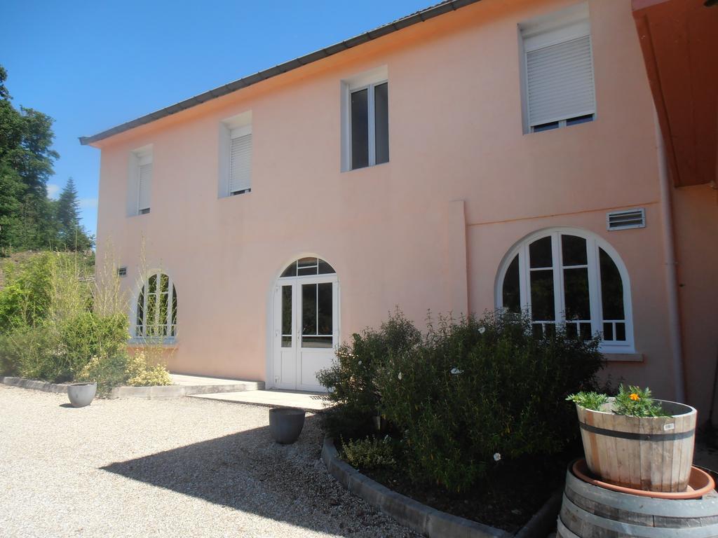 Hotel Castel D'Olmes Tabre Bagian luar foto