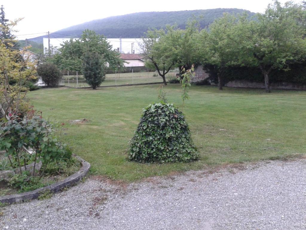 Hotel Castel D'Olmes Tabre Bagian luar foto